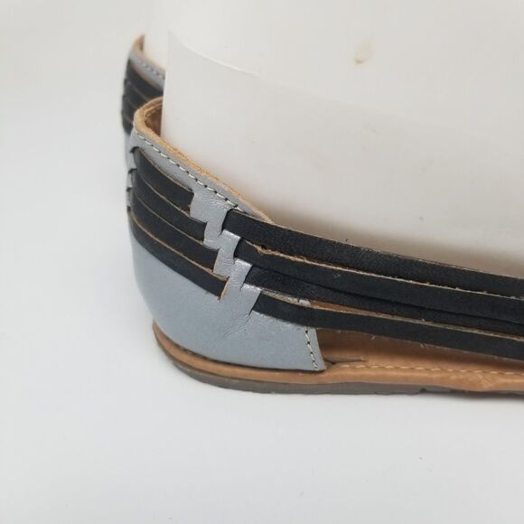 TORTUGA LEATHER SLIPONS WITH TASSELS. SIZE 26. BLACK AND SILVER. - Picture 8 of 16